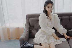 爱游戏入口-斯通斯，以身为刃，雕塑胜利—年度焦点之战中的完美中流砥柱