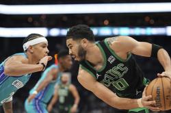 爱游戏官网-76人大胜凯尔特人，取得四连胜