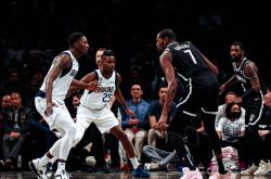 爱游戏在线-独行侠惜败篮网，止步连胜