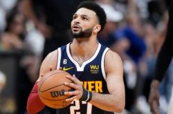 爱游戏-蒙特卡洛大师赛鏖战拉沃尔杯，穆雷带队取胜