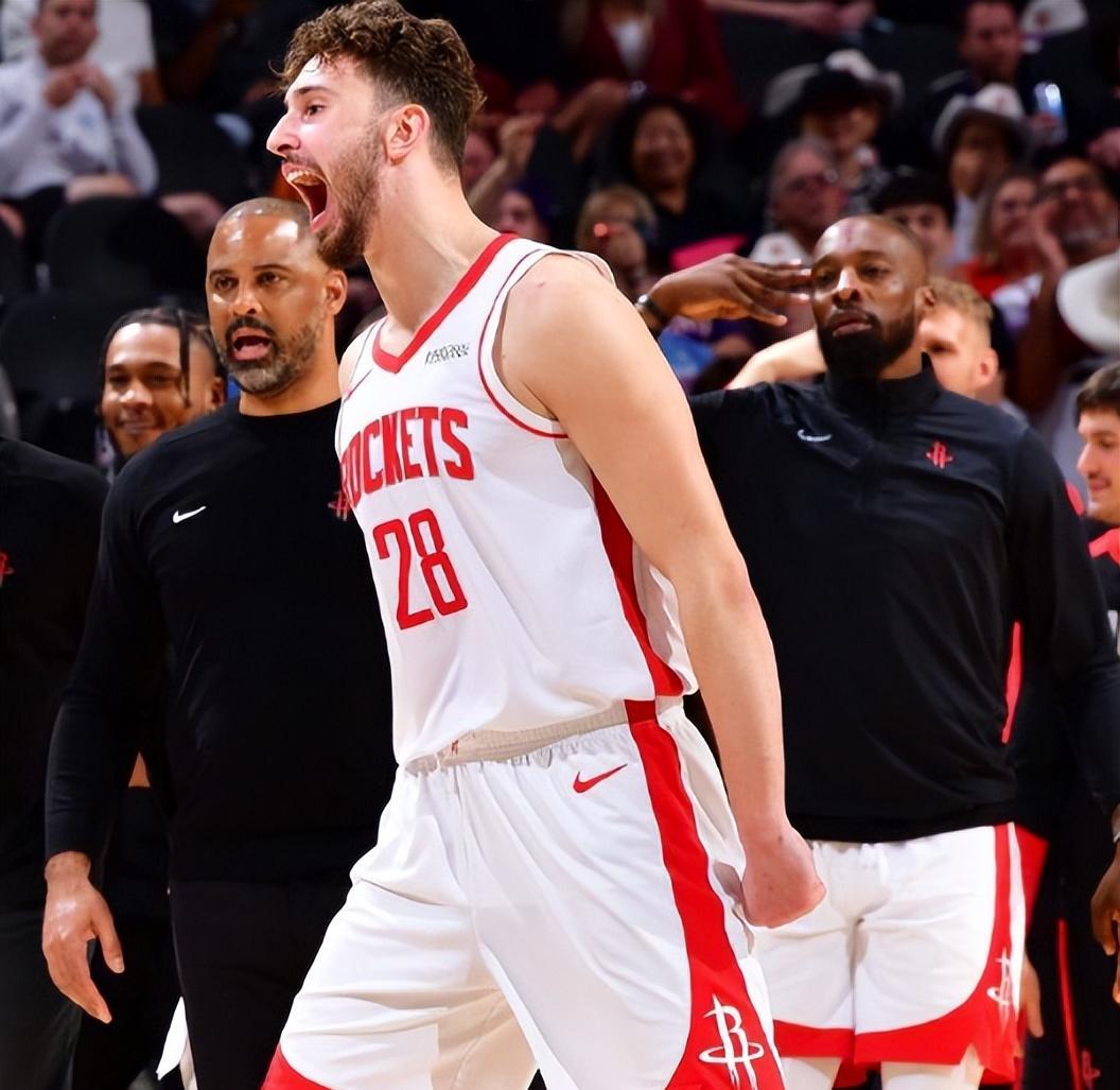 关于太阳击败火箭,开启东部赛场新格局的信息 关于太阳击败火箭,开启东部赛场新格局的信息