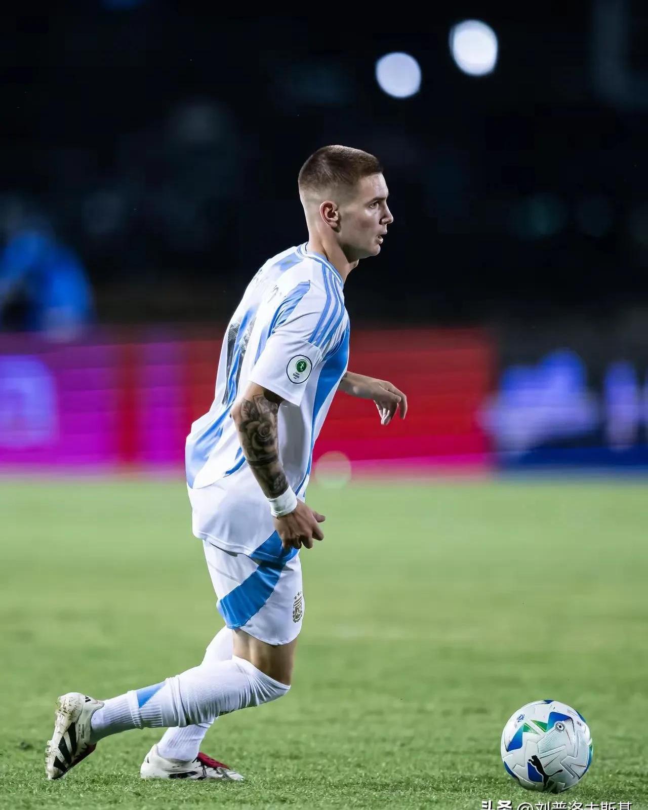 哥伦比亚绝杀阿根廷，穆勒惊艳世界