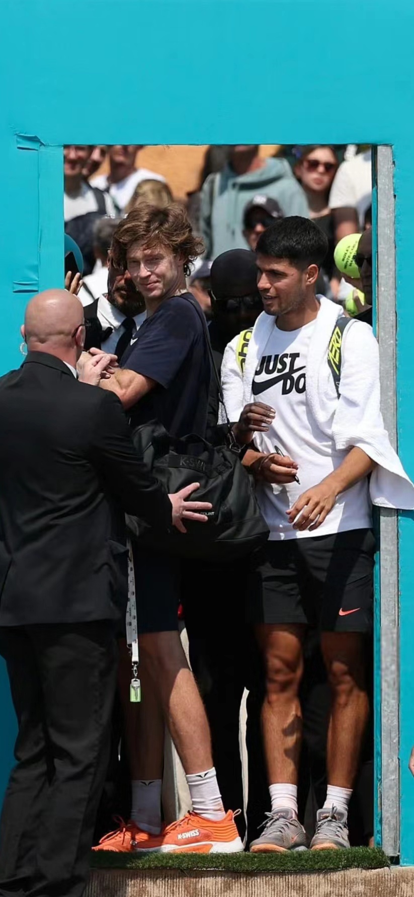 拉沃尔杯完胜蒙特卡洛大师赛，德约科维奇统治全场的简单介绍