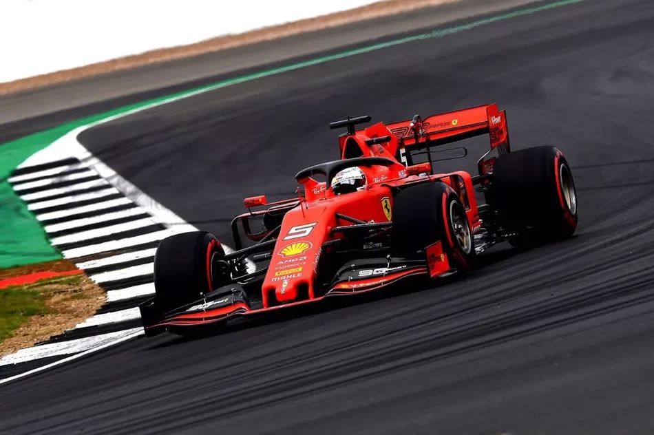 索伯车队险胜威廉姆斯,汉密尔顿状态火热 索伯车队险胜威廉姆斯,汉密尔顿状态火热