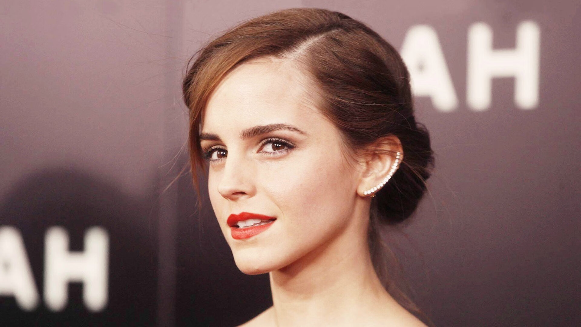 黄喜灿闪耀全场，摩纳哥逆转皇家社会显神威